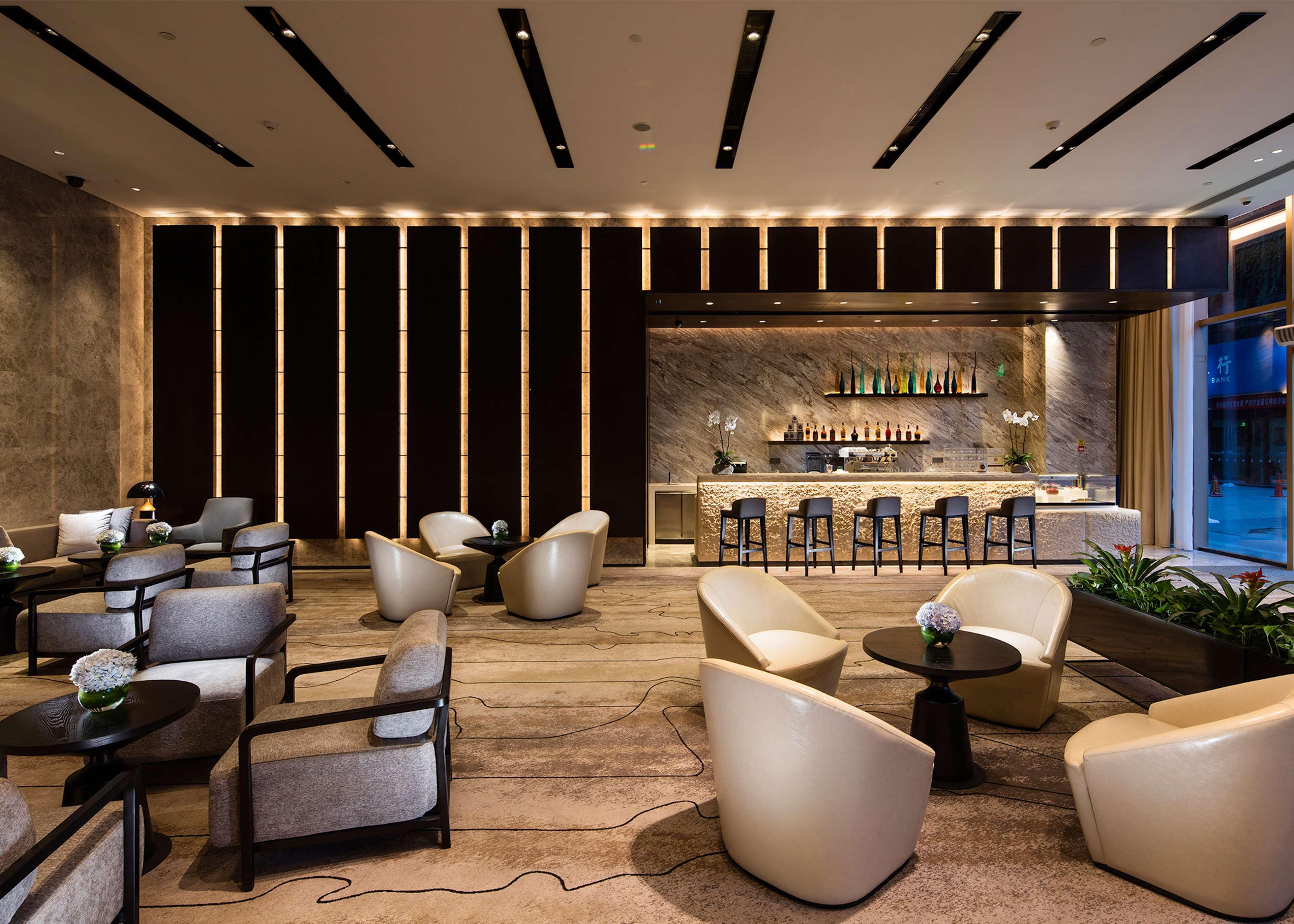 Отель Doubletree By Hilton Chongqing - Nan'An Экстерьер фото