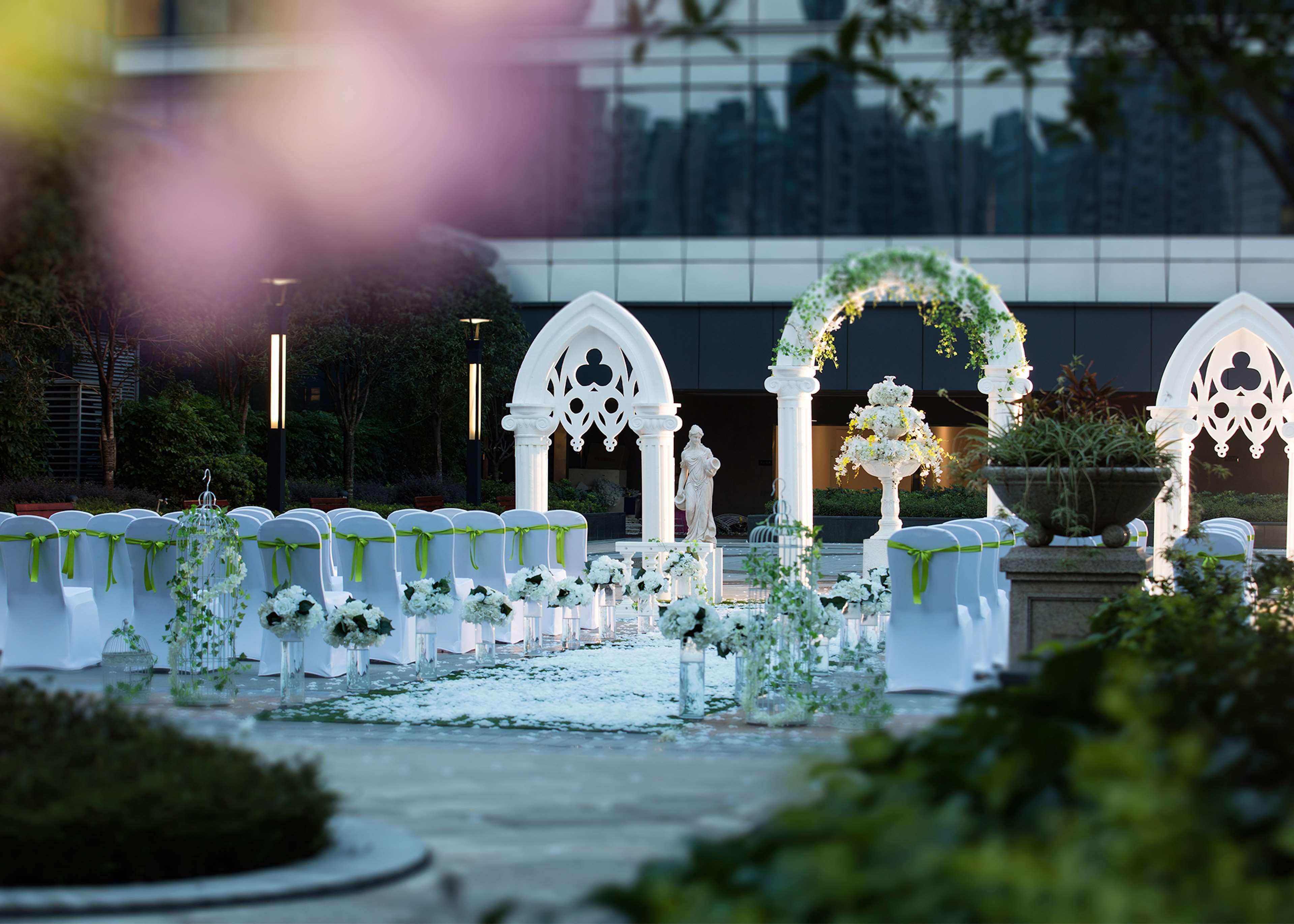Отель Doubletree By Hilton Chongqing - Nan'An Экстерьер фото