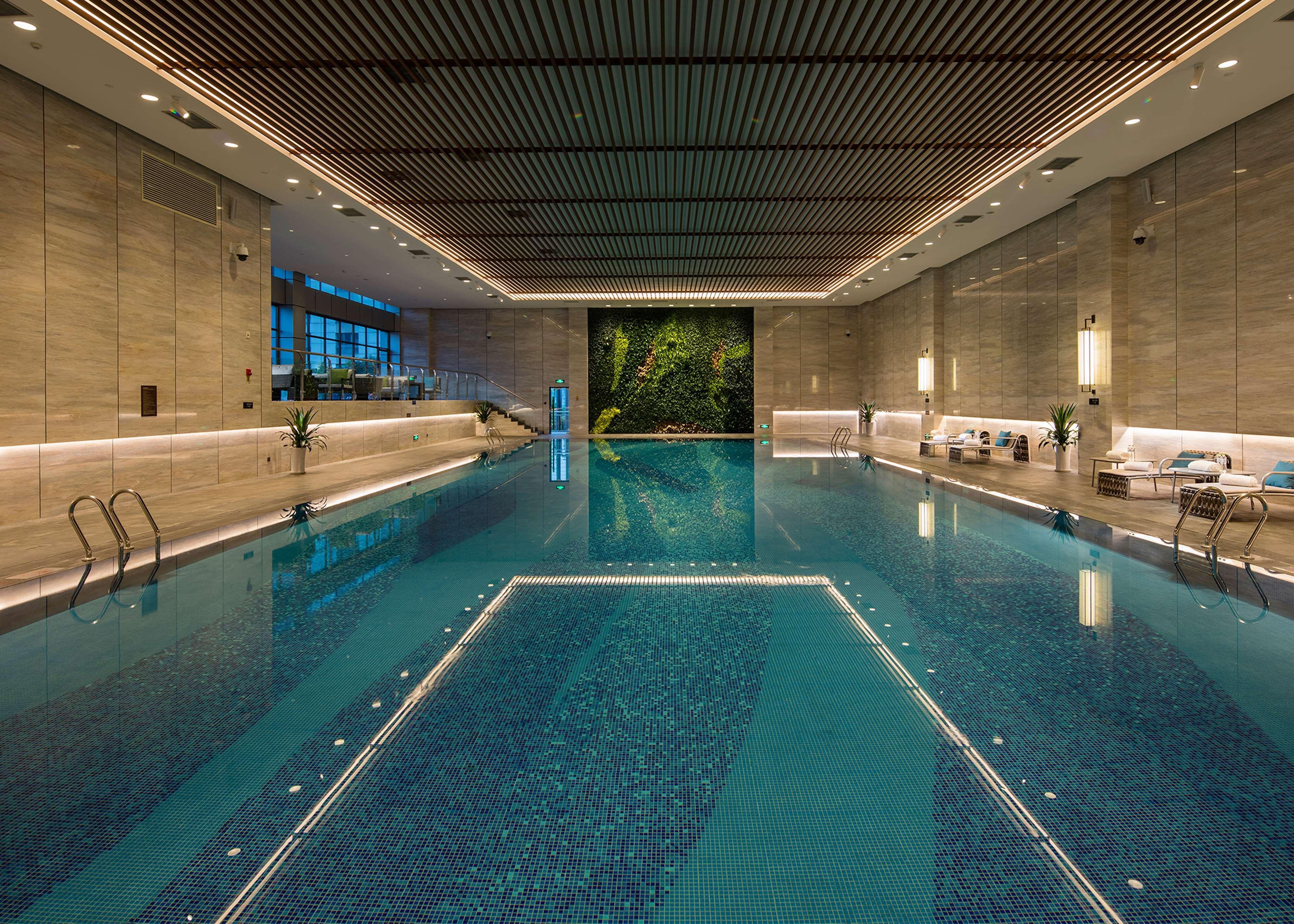 Отель Doubletree By Hilton Chongqing - Nan'An Экстерьер фото
