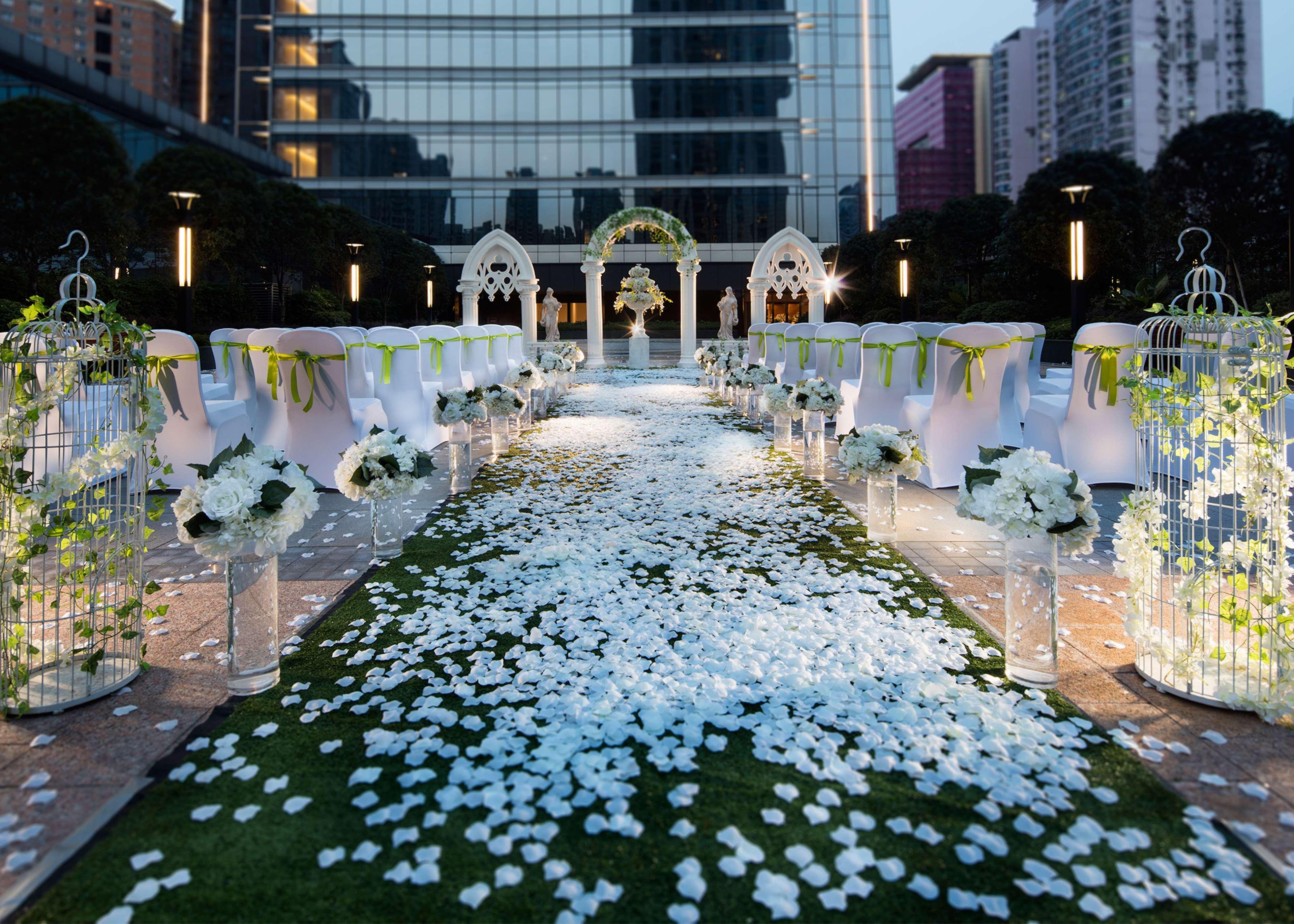 Отель Doubletree By Hilton Chongqing - Nan'An Экстерьер фото