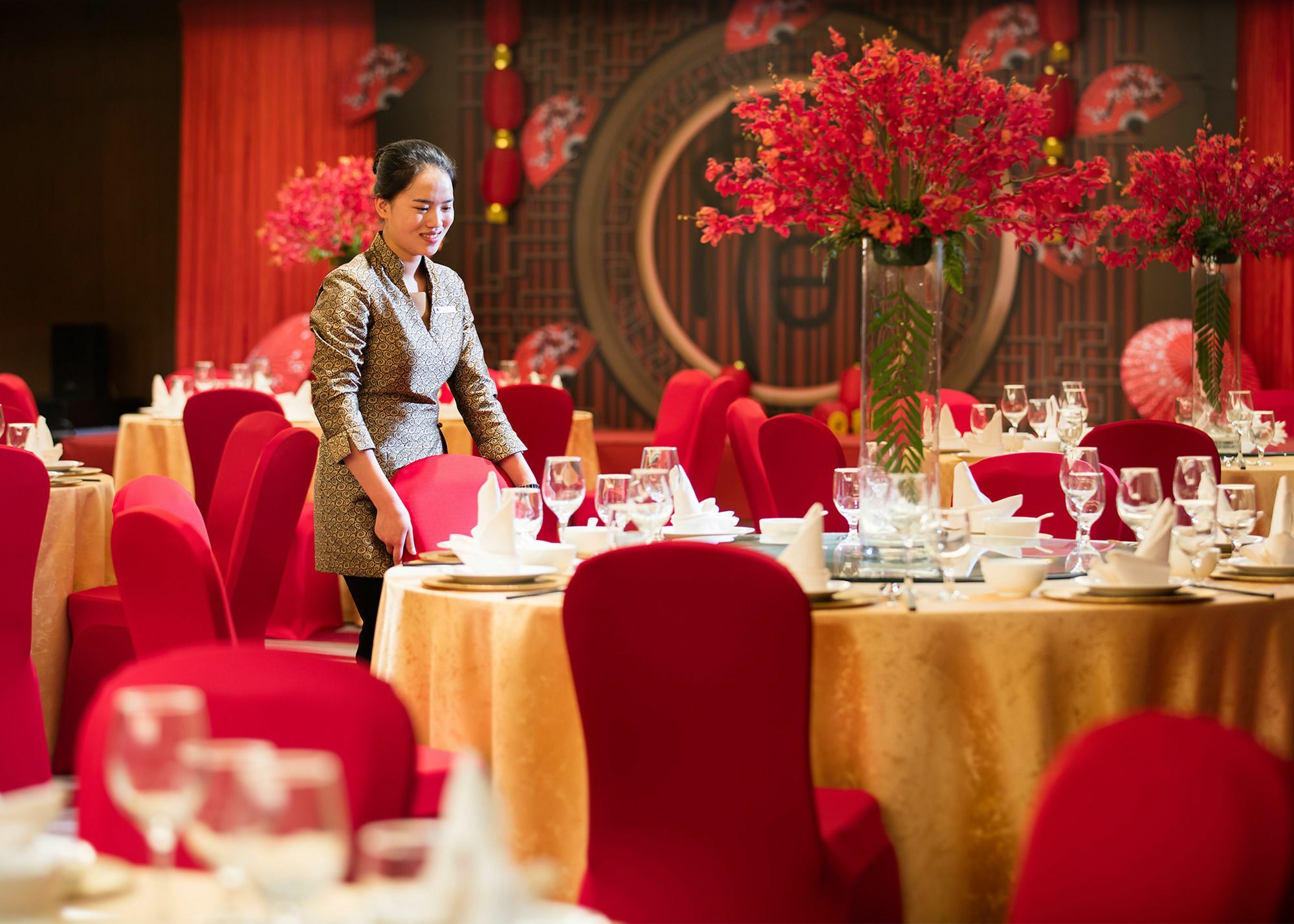 Отель Doubletree By Hilton Chongqing - Nan'An Экстерьер фото